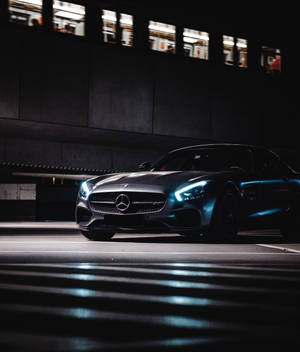 Mercedes Benz karanlıkta parlıyor duvar kağıdı — Galaxy Z Fold 6 Duvar Kağıdı