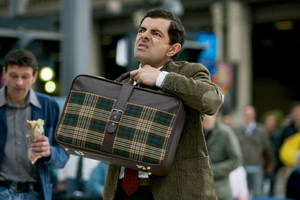 Mr Bean 4K Bavul — 4K Duvar Kağıdı