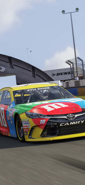 Nascar iPhone — Pixel 10 Pro XL Duvar Kağıdı