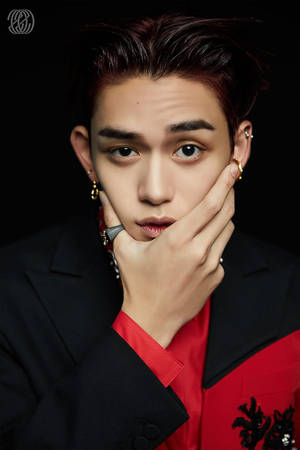 Nct Lucas Kaşları Yukarıda — Kpop GIF Duvar Kağıdı