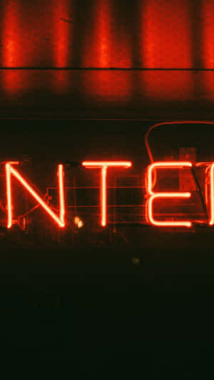 Neon Kırmızı Estetik