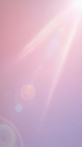 Sakin bir iPhone estetiği için bokeh ışık sızmalarına sahip yumuşak bir pastel gradyan duvar kağıdı. — iPhone 5 Duvar Kağıdı