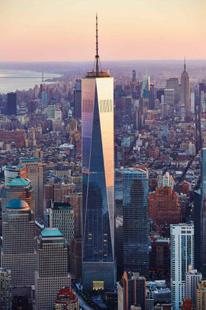 Pembe ve Mavi One World Trade Center — Huawei MatePad Air (2026) Duvar Kağıdı