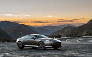 Şık ve Zarif Aston Martin DB9 — MacBook Air M1 Duvar Kağıdı