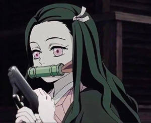 Silahlı Demon Slayer Nezuko