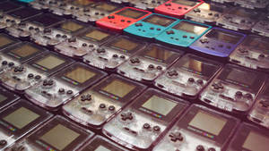 Sıra sıra Game Boy Color modelleri duvar kağıdı