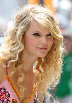 Taylor Swift resimleri — Taylor Swift Duvar Kağıdı