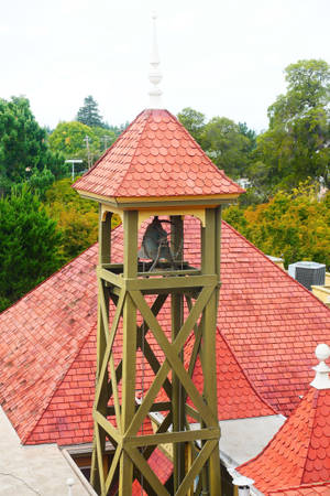 Winchester Mystery House'un ikonik Çan Kulesi — Huawei MatePad 11.5 S (2025) Duvar Kağıdı