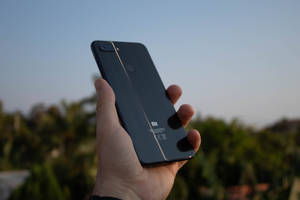 Xiaomi Akıllı Telefon Elde — Xiaomi Duvar Kağıdı