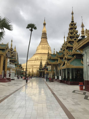Yangon Shwedagon Külliyesi Duvar Kağıdı — 3:4 Duvar Kağıdı