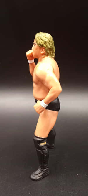 Yoshihiro Takayama Heykeli Yan Profil — POCO M7 Duvar Kağıdı